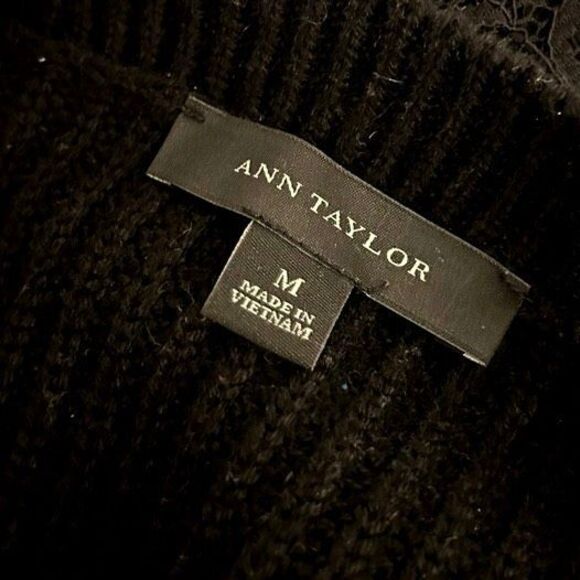 Ann Taylor Black Wool Blend Sweater Short Lace Sleeves Size M Sheer Bottom Hem - Picture 5 of 9